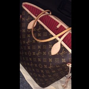 Louis Vuitton Neverfull MM
